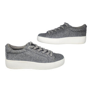 Steve Madden Shoes Womens 8 Gray White Faux Wool Low Top Sneakers Colorblock